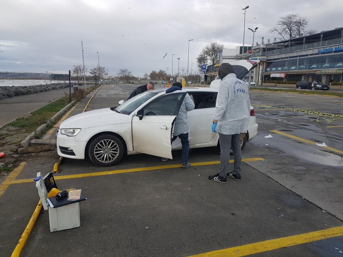 İSPARK otoparkında şoke eden intihar girişimi! Otomobilin i&ccedil;inde ateş etti