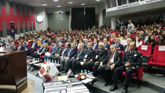 Kıbrıs’ta “Tabip Binbaşı Nihat İlhan ve şehit ailesi anısına: Kıbrıs Türk’ünün Varoluş Mücadelesi ve Kumsal Baskını” Paneli