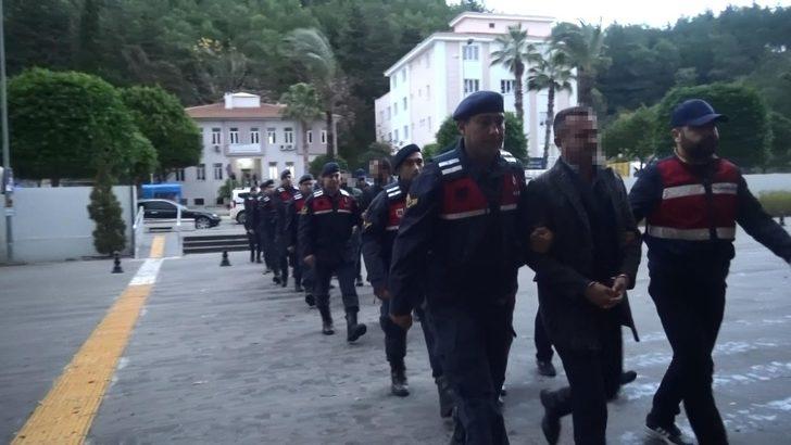 Antalya’da operasyon! Çok sayıda gözaltı: Aralarında otel sahibi de var G4