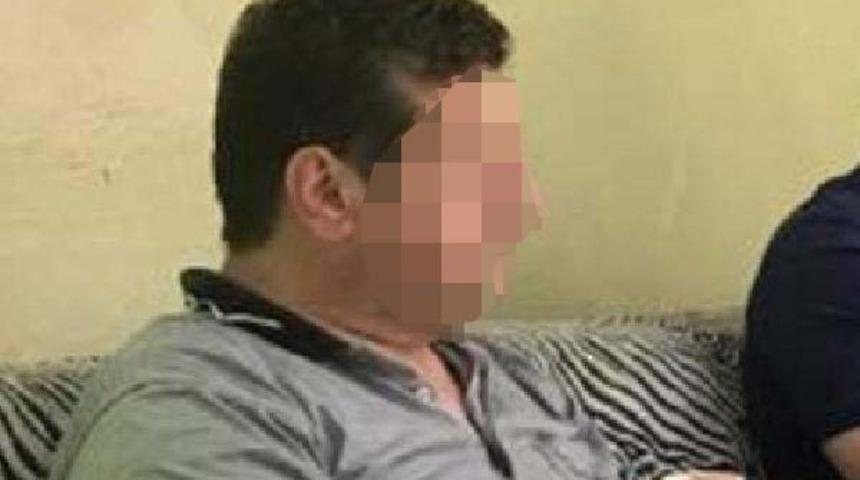 Kız öğrencilerin evinin tuvaletine gizli kamera yerleştiren doktor, emeklilik için dilekçe verdi