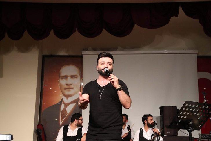 Burdur Belediyesi’nden yeni yıl öncesi "Kadınlar Matinesi" G2