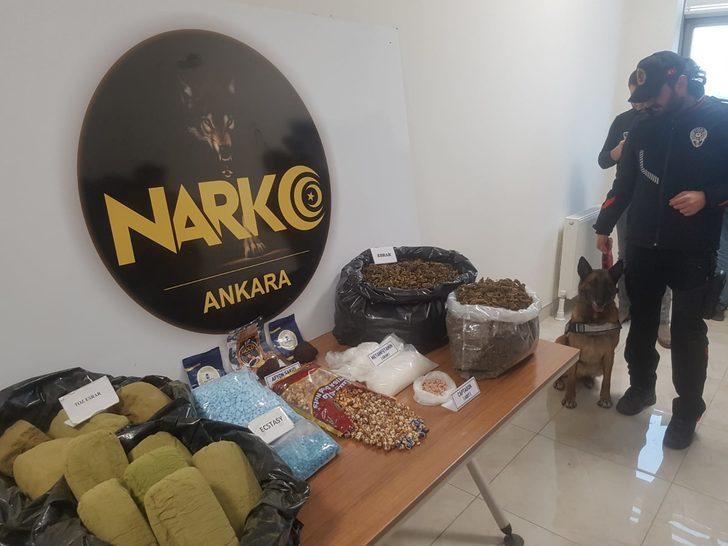 Meyve suyu kutuları ve leblebi paketlerinden uyuşturucu çıktı G2