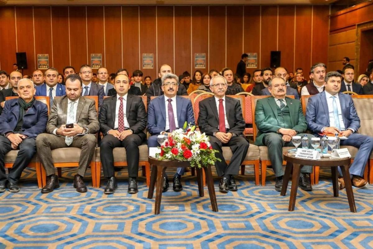 Van&rsquo;da &ldquo;Eğitimle Şekillenen Gelecekler&rdquo; projesi