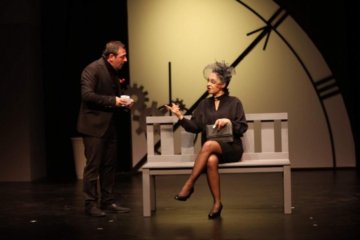 Tiyatro Anadolu&rsquo;dan "Yolcular" pr&ouml;miyeri