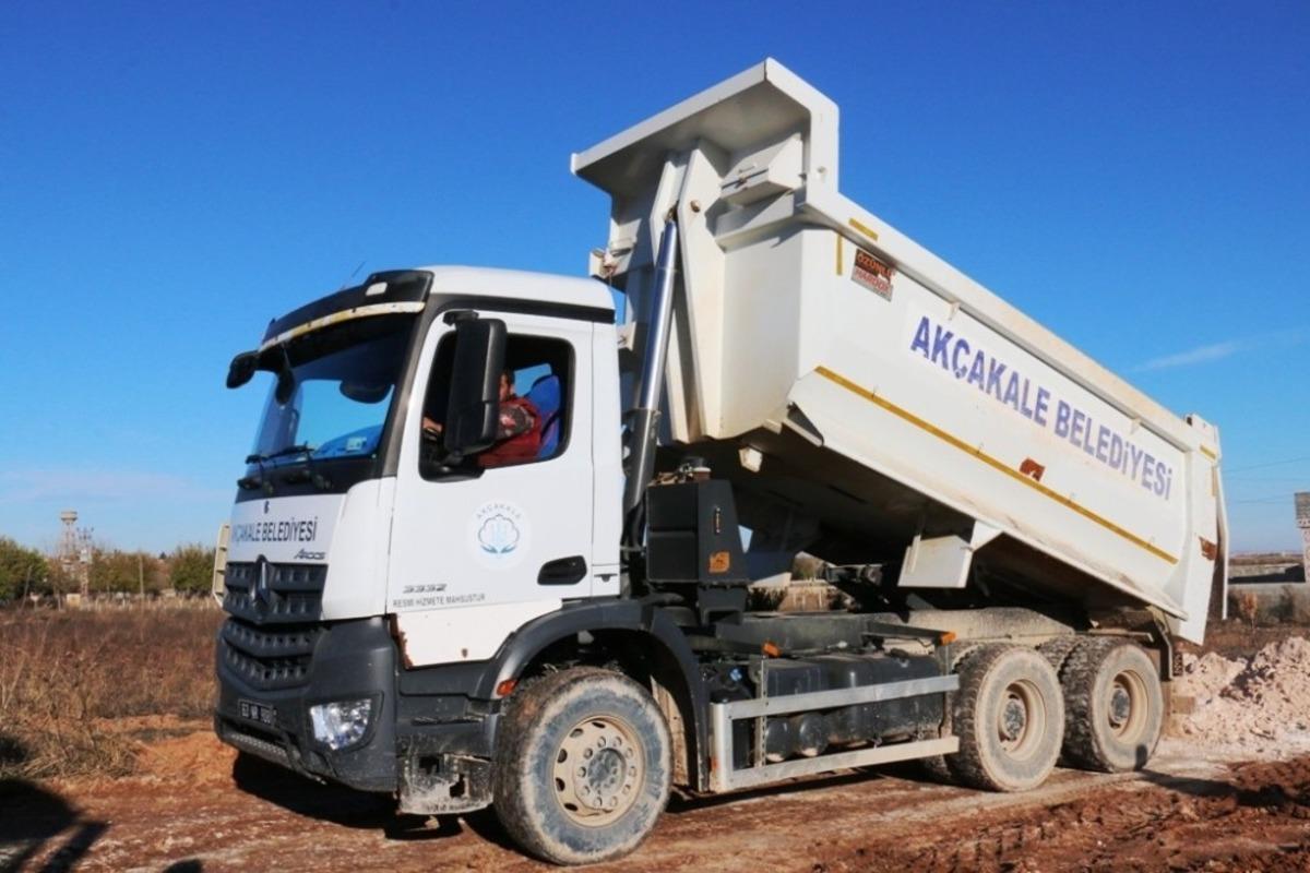 Ak&ccedil;akale&rsquo;de stabilize yol &ccedil;alışmaları devam ediyor