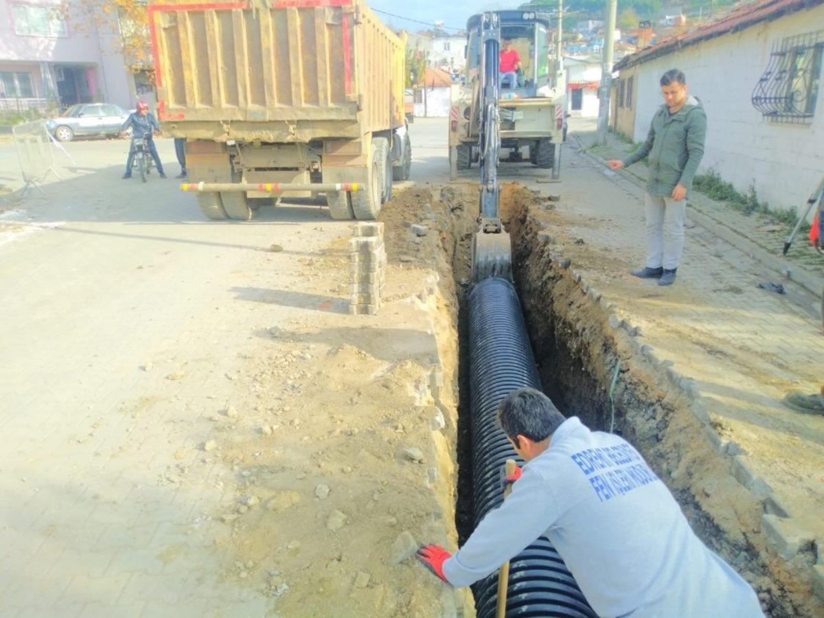 Edremit belediyesi sorunsuz bir kış i&ccedil;in &ccedil;alışıyor