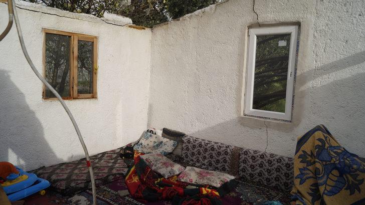 Antalya'da dev dalgalar, falezleri dövdü (5) G3