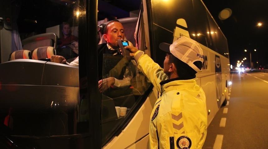 Ordu&rsquo;da 881 s&uuml;r&uuml;c&uuml;ye aşırı hız ve kırmızı ihlalinden ceza