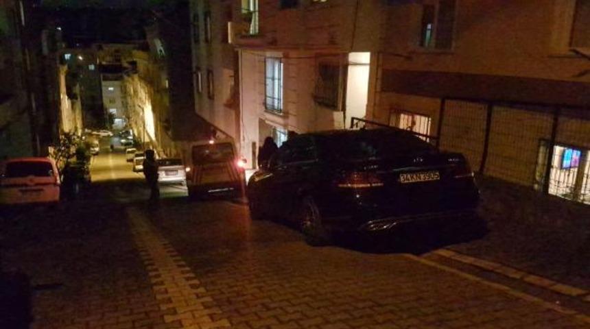 Eşi eve gelince ortaya &ccedil;ıktı! 3 &ccedil;ocuk annesi kadından acı haber