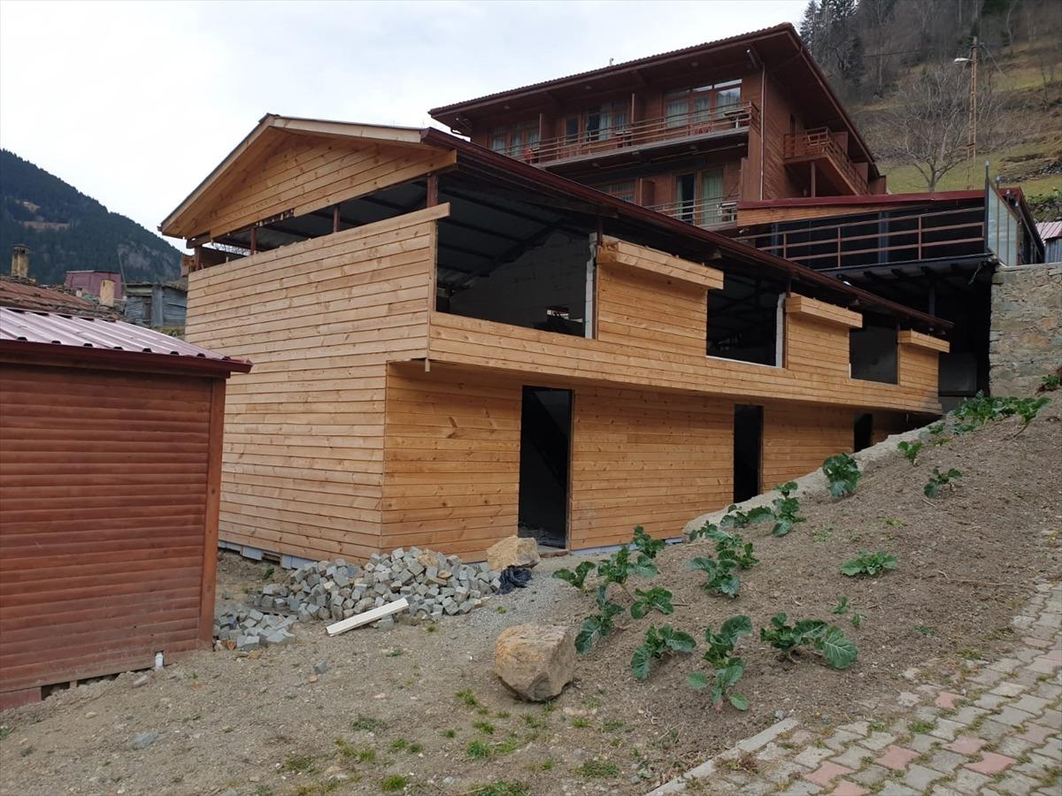 Uzung&ouml;l'de 65 ka&ccedil;ak binadan 14'&uuml;n&uuml;n yıkımı tamamlandı