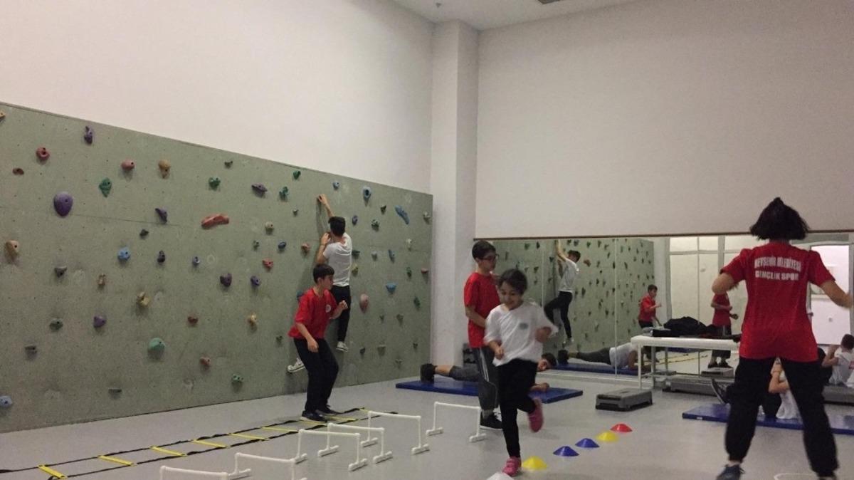 Nevşehir Belediyesi geleceğin sporcularını yetiştiriyor