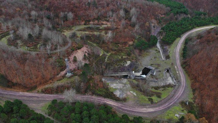 Şile'de ormana bırakılan lastikler çevreye zarar veriyor G2