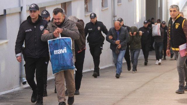 70 yaşındaki kayınvalidesine 8 sıfır araç aldı, hepsi kazaya karıştı