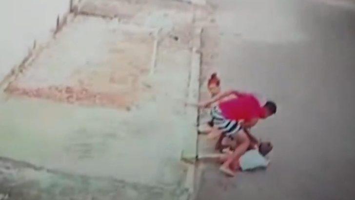 Pitbull çocuğa böyle saldırdı! Sokakta korkunç anlar G4