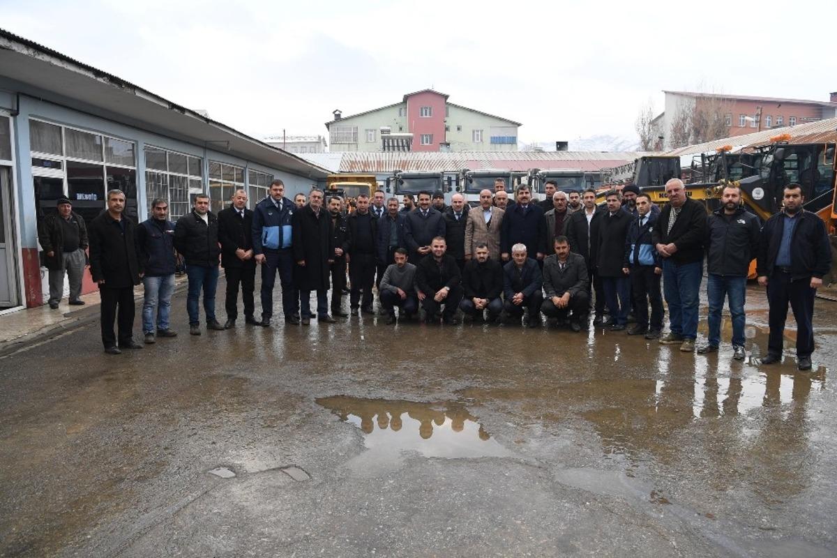 Muş Belediyesi karla m&uuml;cadeleye hazır