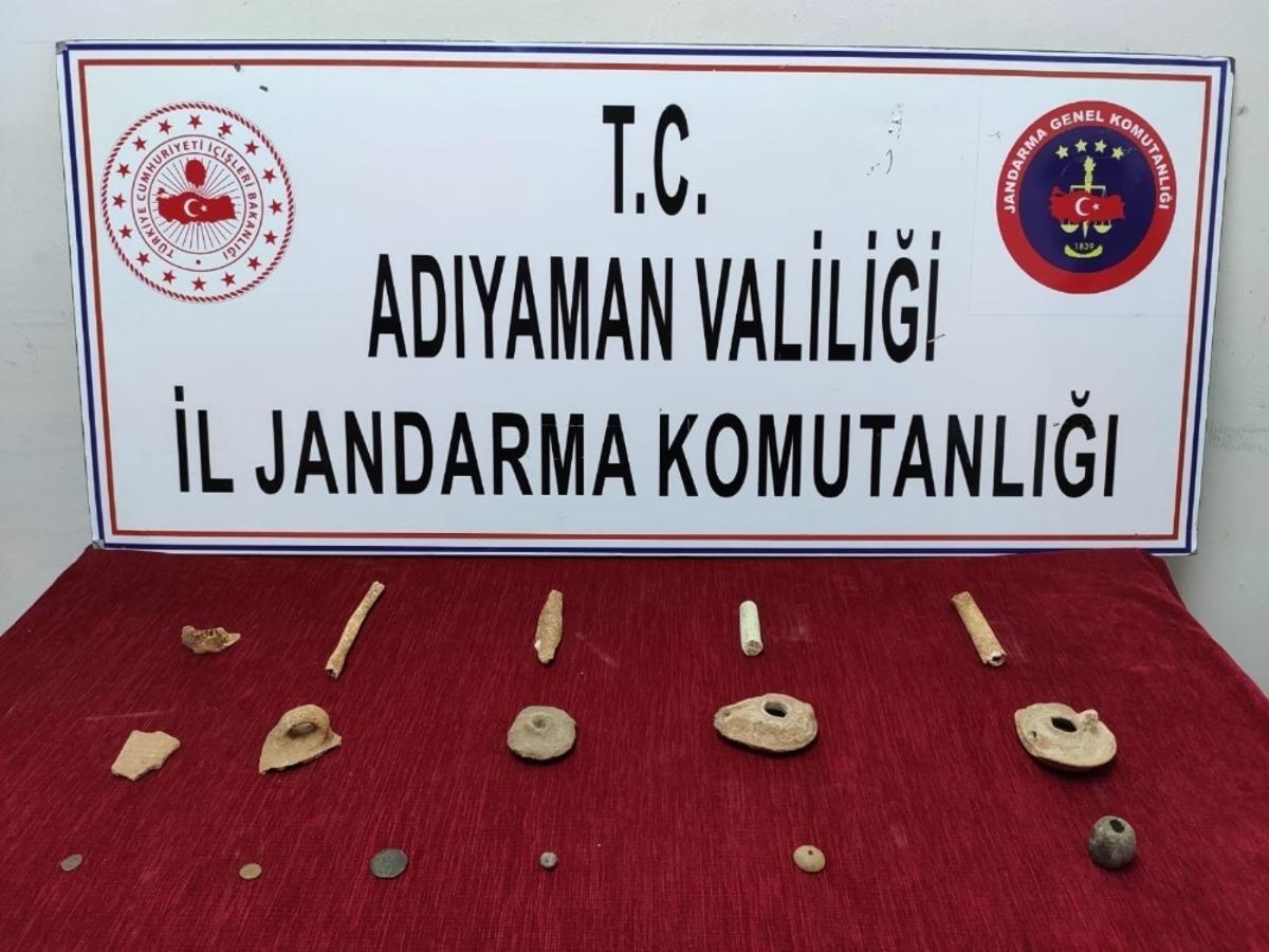 Jandarma su&ccedil;lulara g&ouml;z a&ccedil;tırmıyor