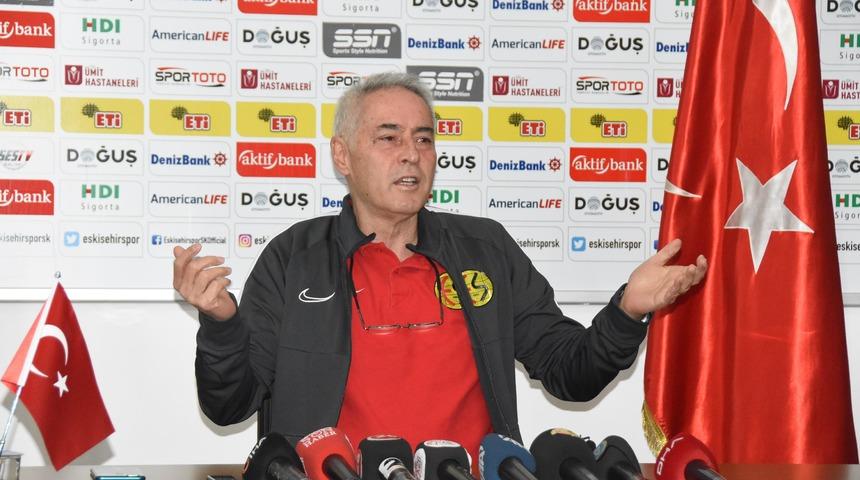 Eskişehirspor'da Coşkun Demirbakan d&ouml;nemi bitti