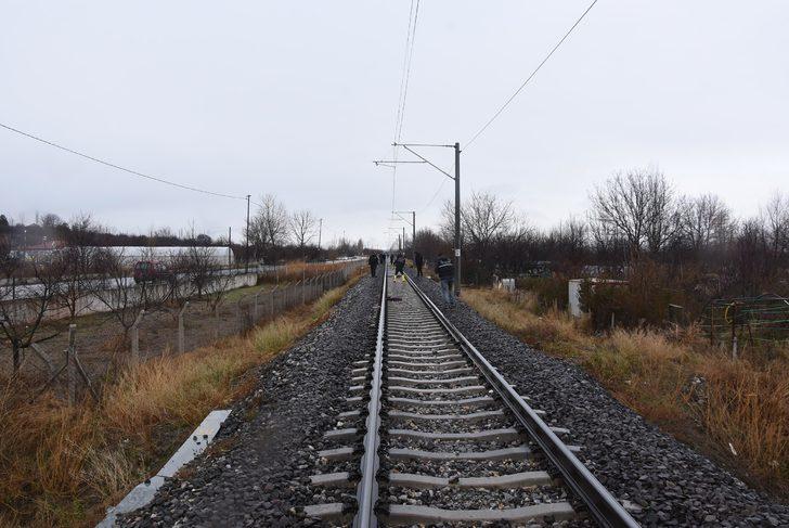 Kayıp kadının demir yolunda parçalanmış cesedi bulundu G2