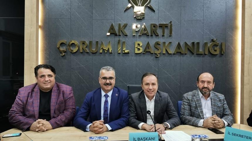 AK Partili vekiller il teşkilatıyla bir araya geldi