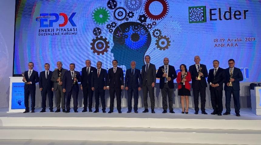 Toroslar EDAŞ ve AYEDAŞ&rsquo;a başarı &ouml;d&uuml;l&uuml;