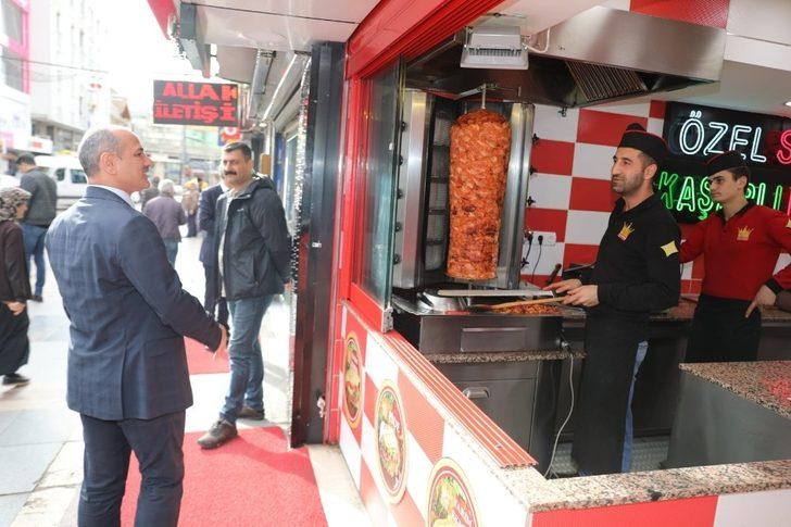 Başkan Söğüt, Ağadere Caddesi esnafıyla buluştu G3