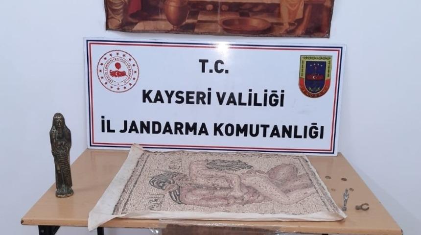 Jandarmadan tarihi eser operasyonu