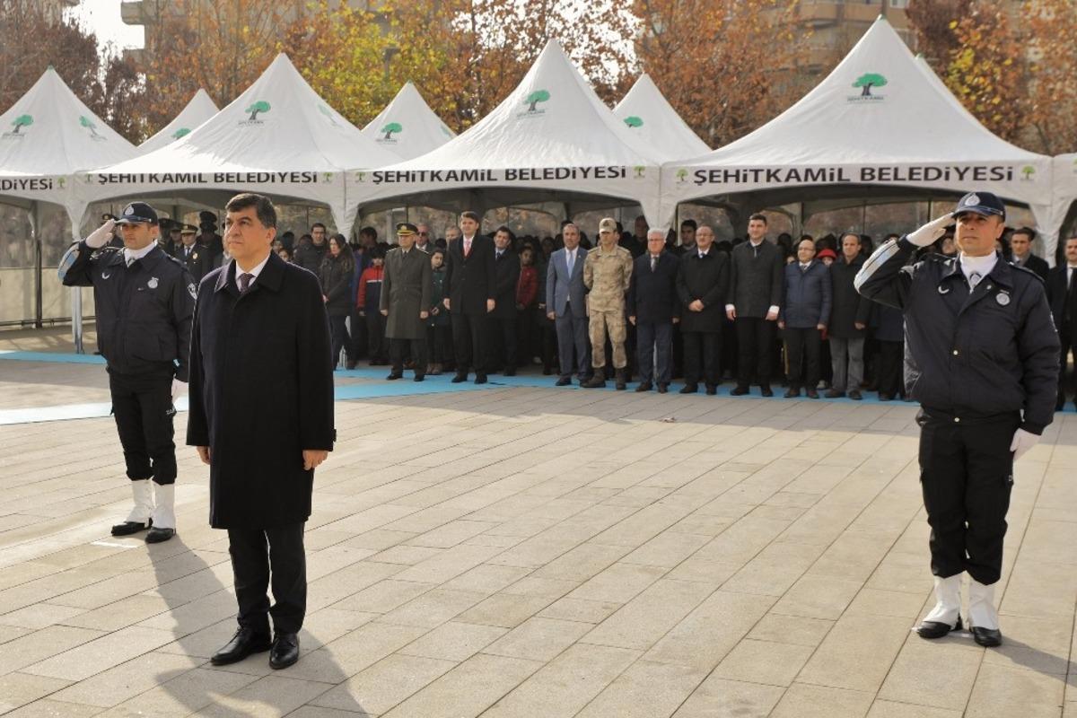 Şehit Kamil İLE &Ouml;zdemir Bey t&ouml;renle anıldı