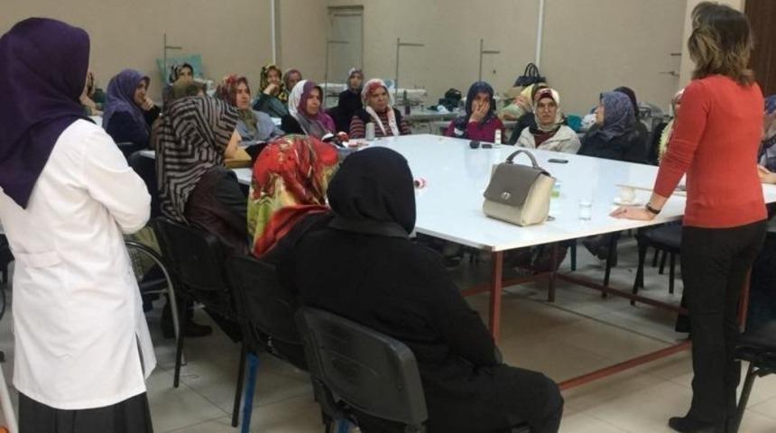 TOGEM kursiyerleri obezite konusunda bilgilendirildi