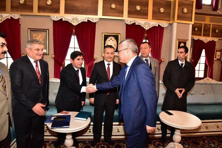 Vali Deniz, ilçe milli eğitim müdürleri ile bir araya geldi G2