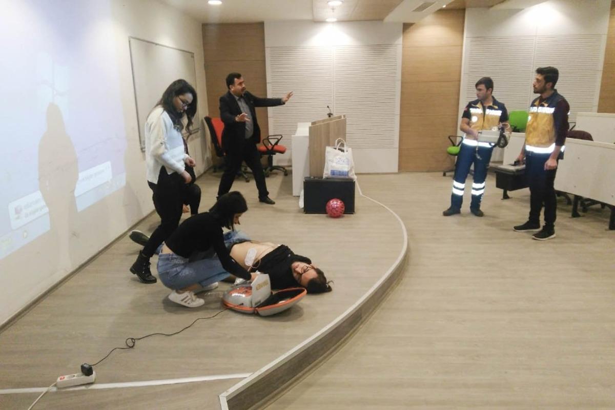 &Ouml;ğrencilere &ldquo;Yaşam Kurtarma Zinciri Nerede Kopuyor&rdquo; semineri