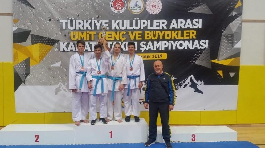 Şamiloğlu T&uuml;rkiye &uuml;&ccedil;&uuml;nc&uuml;s&uuml;