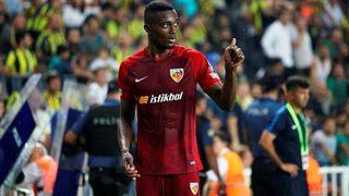 Bernard Mensah tercihini Galatasaray'dan yana yaptı
