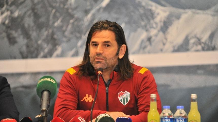 İbrahim &Uuml;z&uuml;lmez: "Kendime inanıyor ve g&uuml;veniyorum"