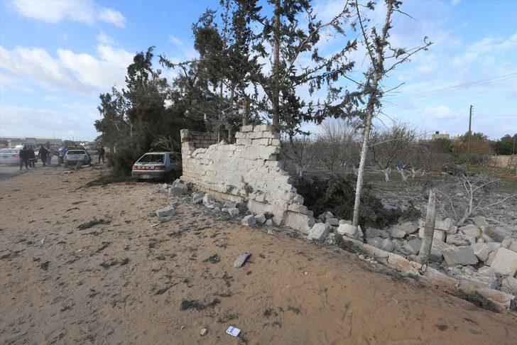 Libya'da darbeci Hafter güçleri sivil yerleşim alanını bombaladı: 4 ölü G3