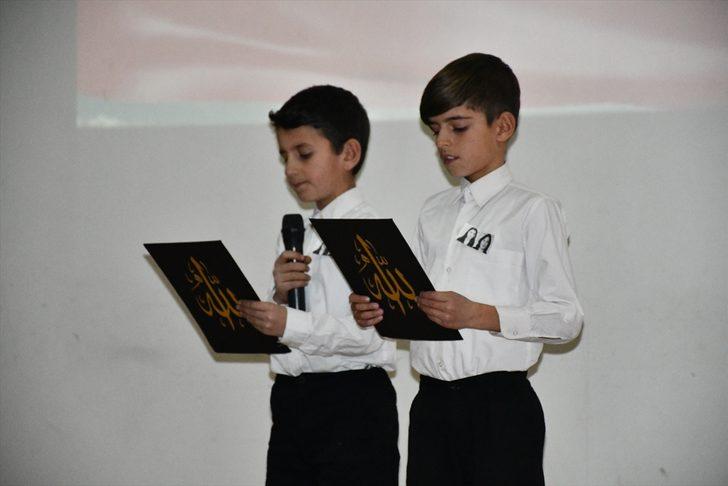 Ağrı'da 16 yıl önce çıkan yangında ölen öğrenci ve öğretmenler anıldı G2