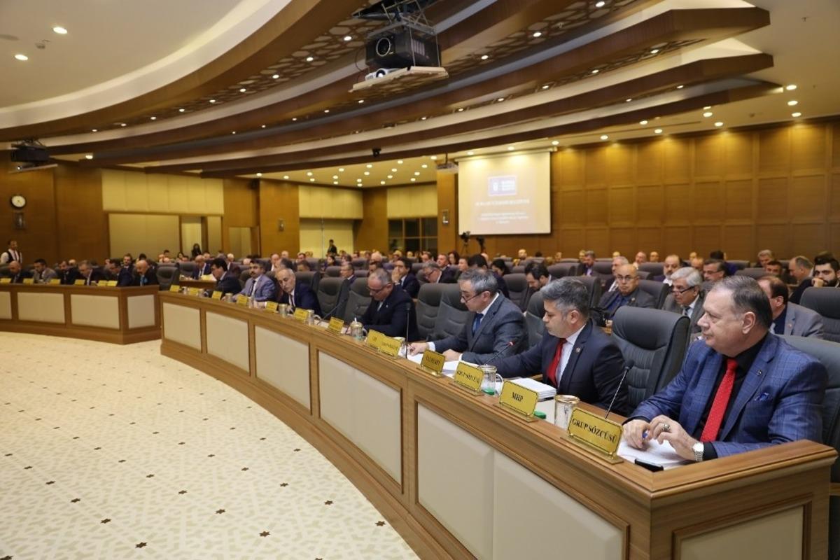 Bursa B&uuml;y&uuml;kşehir&rsquo;den &lsquo;ihtiya&ccedil; sahiplerine&rsquo; su jesti