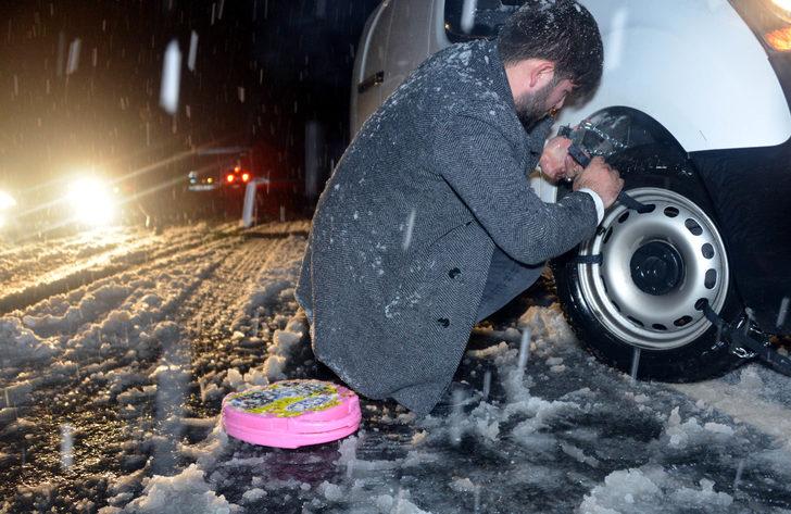 Kahramanmaraş- Göksun karayolu 'kar' nedeniyle ulaşıma kapandı! Okullar tatil edildi! G1
