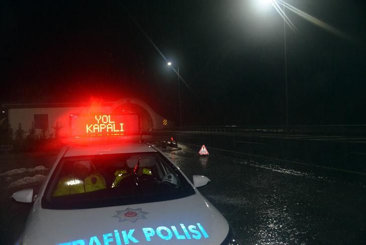 Kahramanmaraş- Göksun karayolu 'kar' nedeniyle ulaşıma kapandı! Okullar tatil edildi! G2