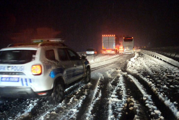 Kahramanmaraş- Göksun karayolu 'kar' nedeniyle ulaşıma kapandı! Okullar tatil edildi! G3