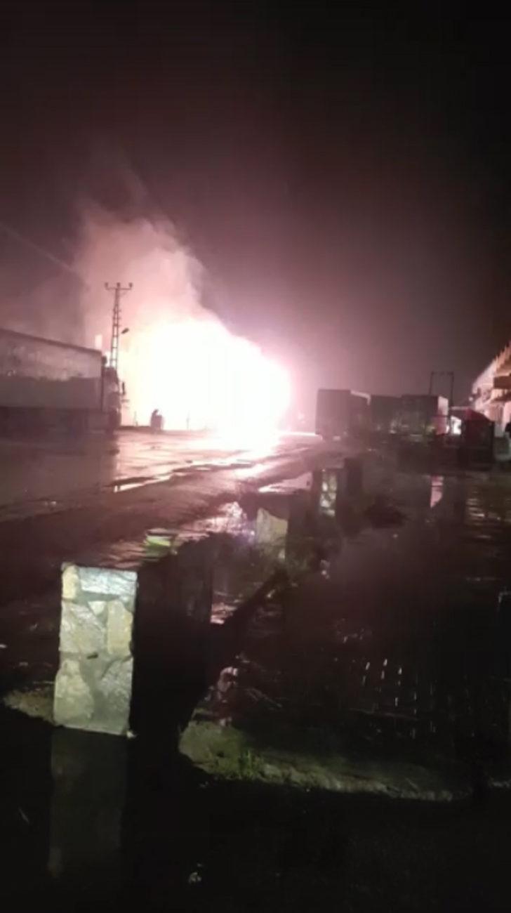 Hatay'da trafo patladı, bölge geceyi karanlıkta geçirdi G3