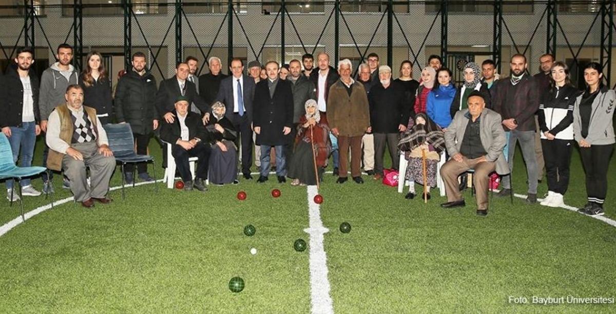 Vali C&uuml;neyt Epcim: &ldquo;Aktif yaşlanma s&uuml;re&ccedil;lerini destekliyoruz&rdquo;