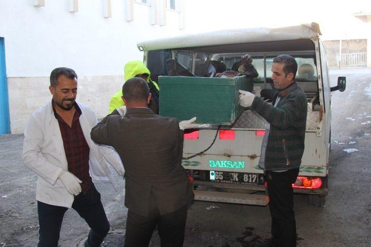 İran sınırında donarak ölmüş bir erkek cesedi bulundu G2