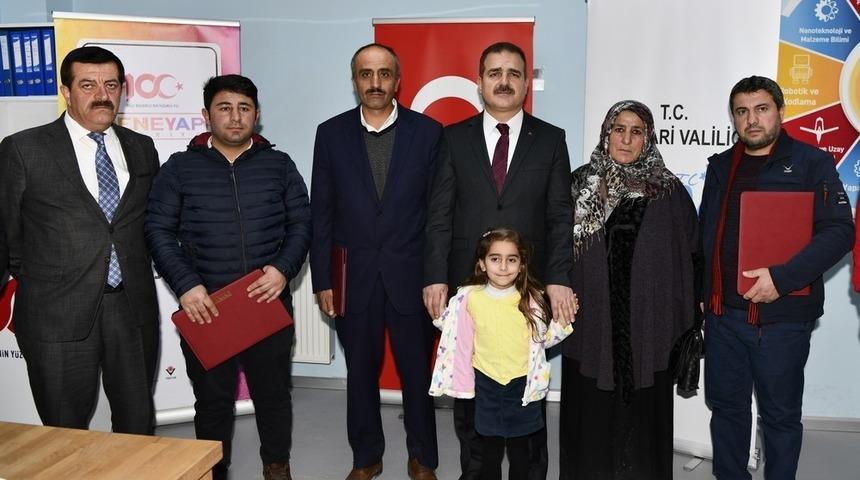 &lsquo;Deneyap Teknoloji At&ouml;lyeleri&rsquo;ne Hakkarili şehitlerin isimleri verildi