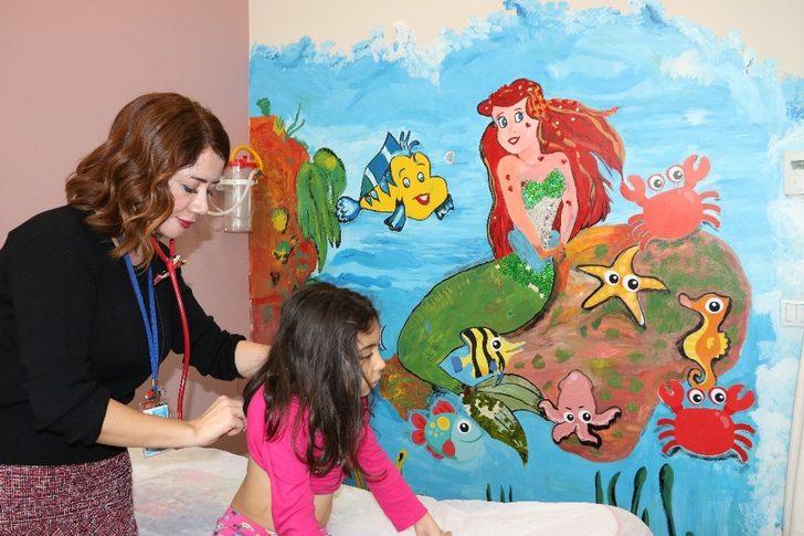 Yemek yerken tablet ve çizgi film ile oyalanan çocuklar tehlikede G2