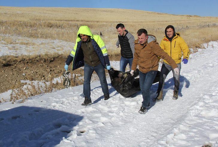 İran sınırında erkek cesedi bulundu G2