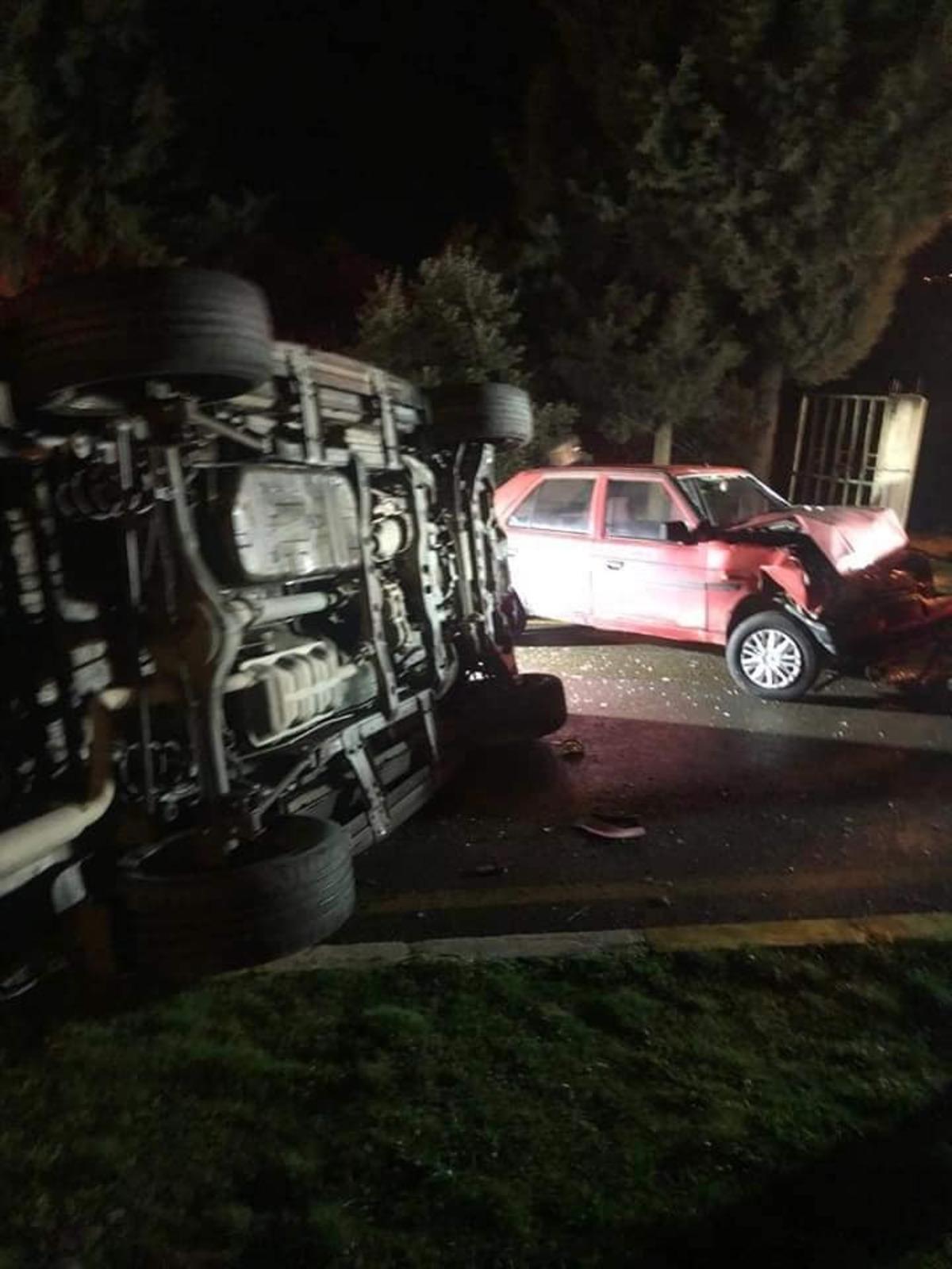 AK Partili y&ouml;neticiler trafik kazası ge&ccedil;irdi