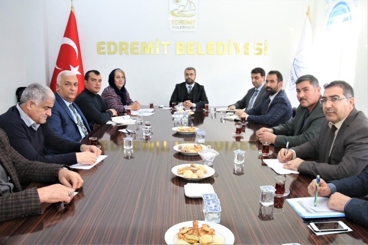 Edremit&rsquo;te ulaşım sorunları masaya yatırıldı