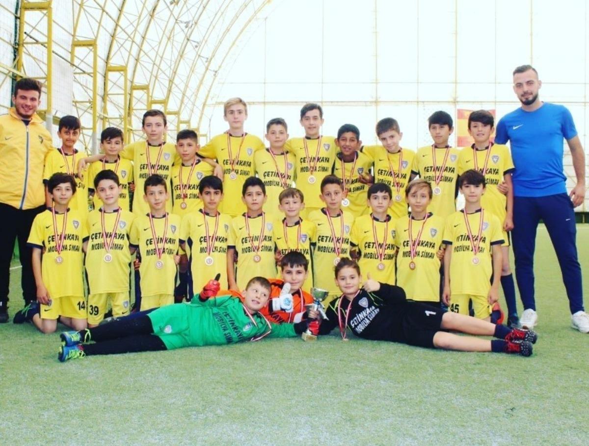 Bucaspor Futobl Okulları K&uuml;tahya&rsquo;da başarı elde ediyor