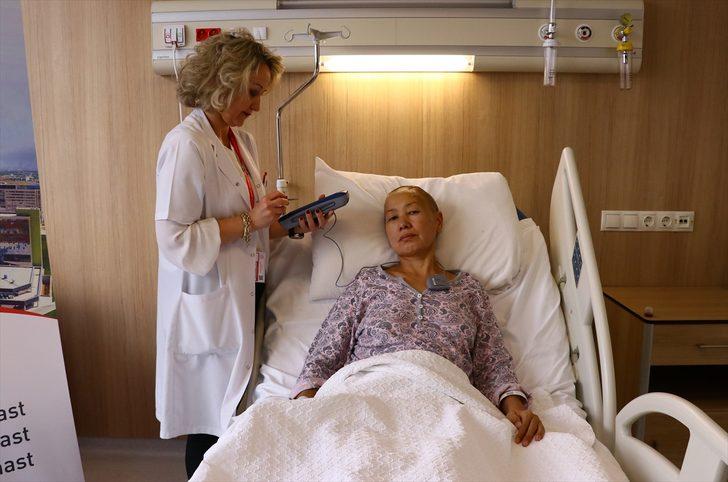 Parkinsonlu Kırgız hasta Türkiye'de sağlığına kavuştu G5