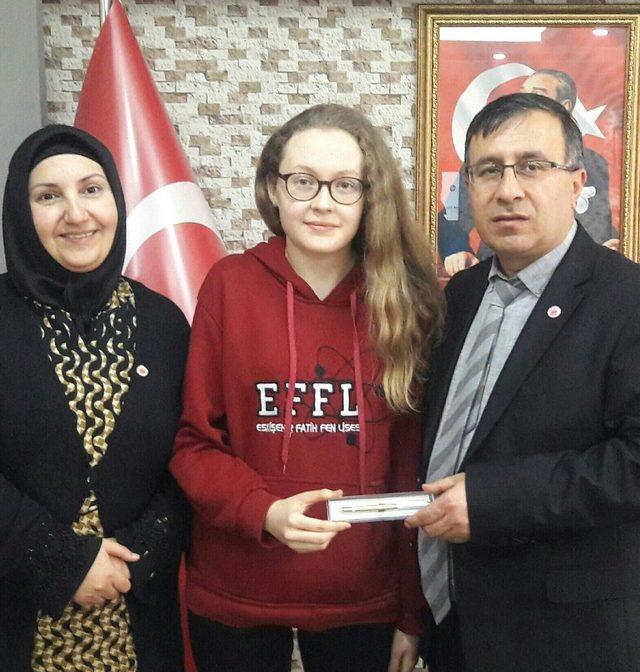 Eskişehir Fatih Fen Lisesi öğrencisi Funda Eskişehir’in gururu oldu